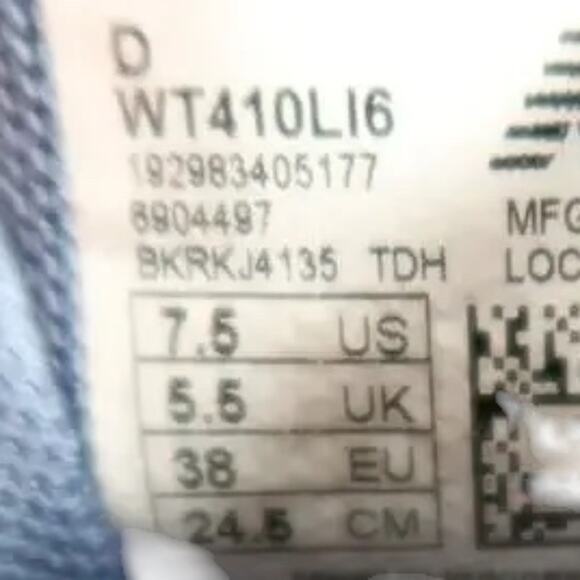 New Balance Shoe Women 7.5 Athletic Trail Running Sneaker All Terrain 410v6 Blue - Picture 12 of 15